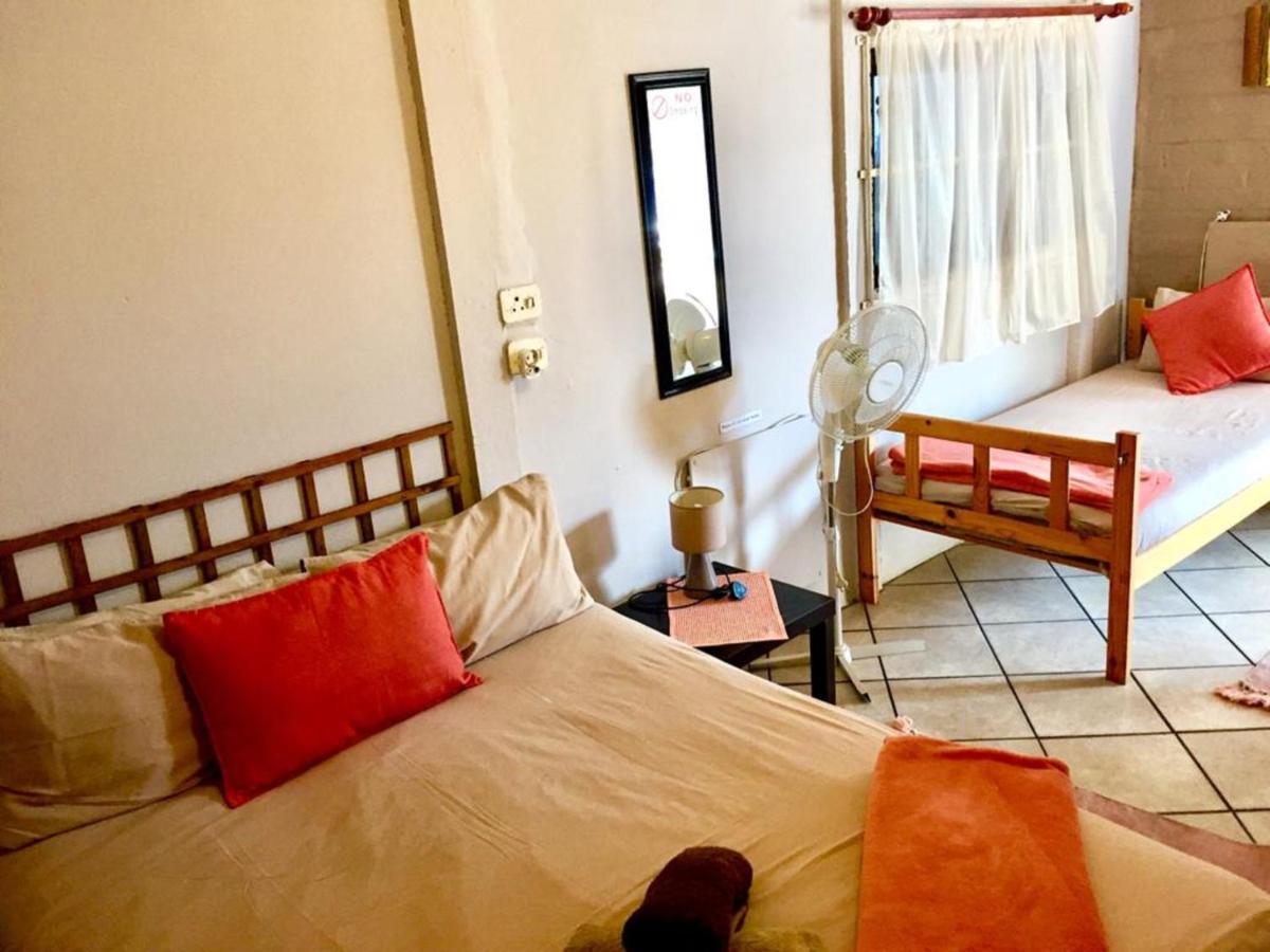 Keedols Inn & Backpackers Книсна Екстер'єр фото