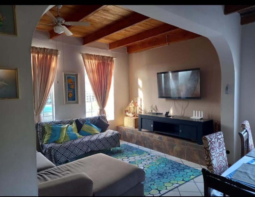 Keedols Inn & Backpackers Книсна Екстер'єр фото